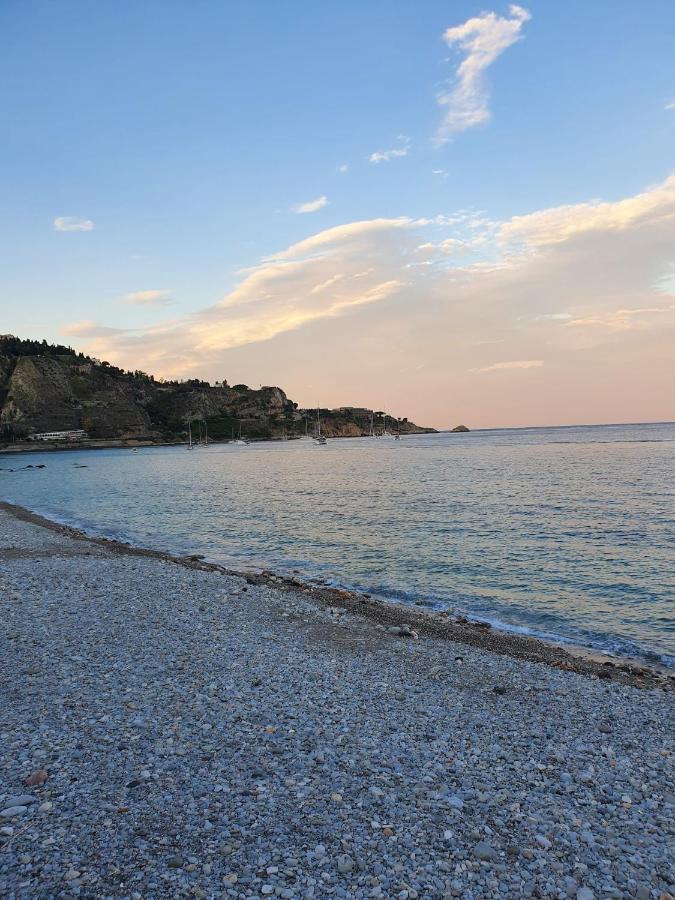 Il Cantone Del Faro جيارديني ناكسوس المظهر الخارجي الصورة
